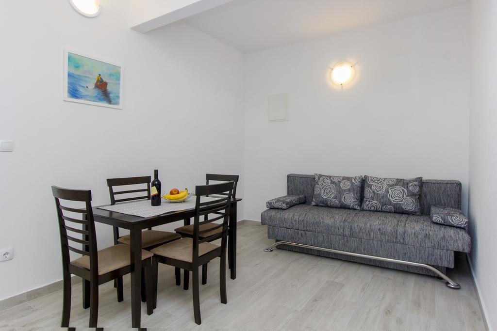 Apartment Zoran *