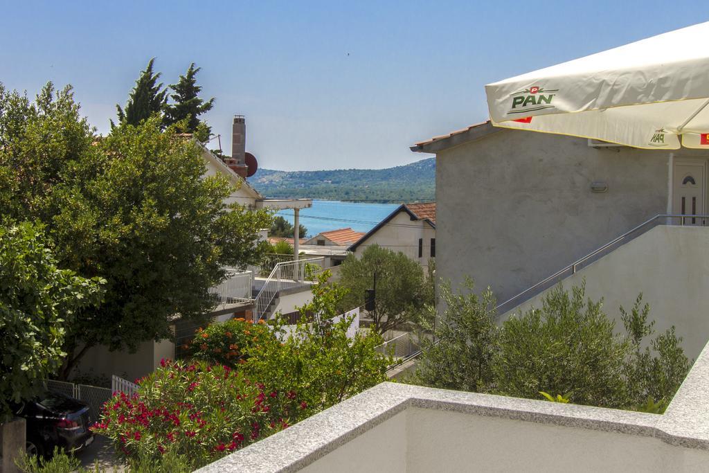 Apartment Zoran Pirovac